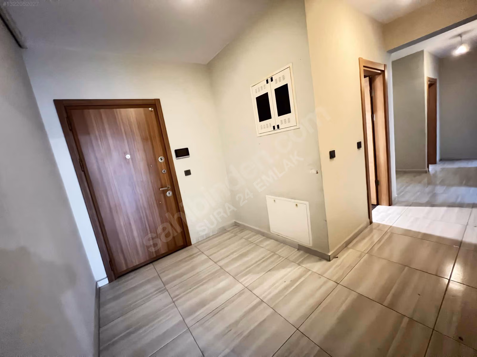 FIRSAT BOŞ KİPTAŞ YEŞİLCEDE EB BANYOLU GENİŞ 2+1 SATILIK DAİRE